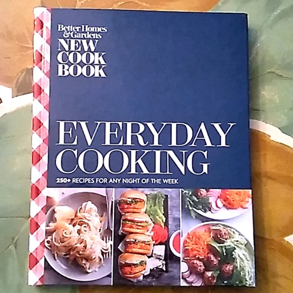 Better Homes & Garden New Cook Book
